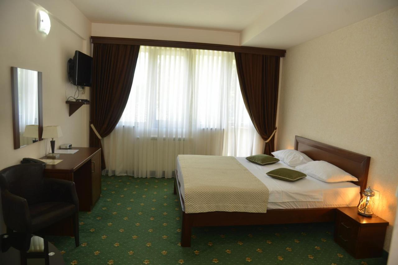 特雷布杰萨酒店 Nikšić 外观 照片